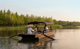 amanyangyun_china_lakeside_afternoon_tea